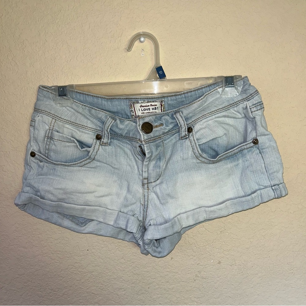 Size 25 I Love H81 Light Wash Denim Shorts